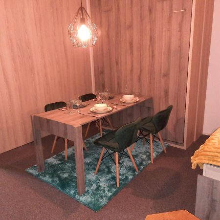 Apartman Artemis Bešeňová Eksteriør billede