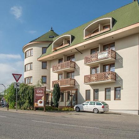 Apartman Artemis Bešeňová Eksteriør billede