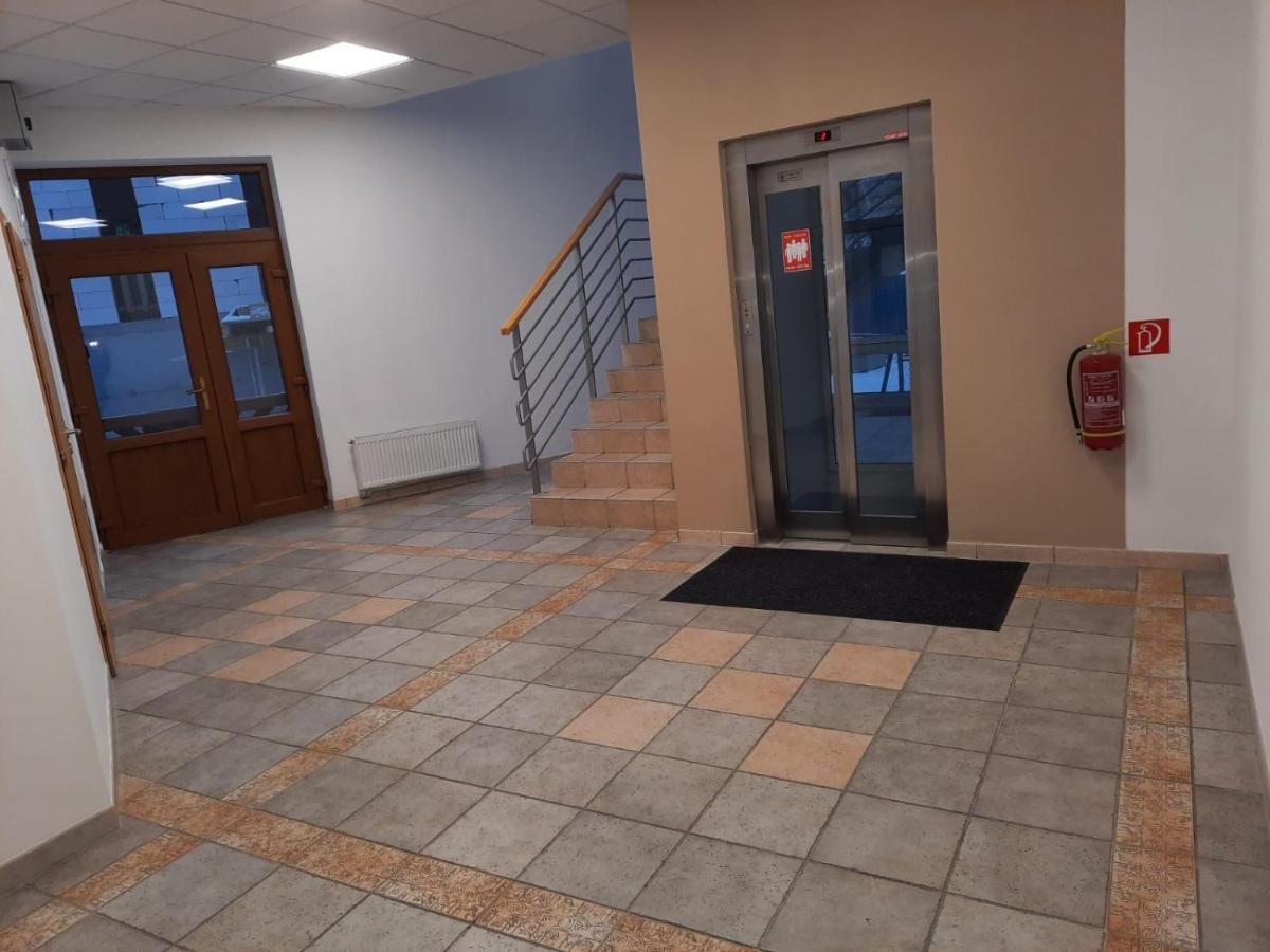 Apartman Artemis Bešeňová Eksteriør billede
