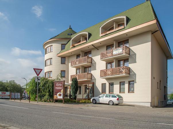 Apartman Artemis Bešeňová Eksteriør billede